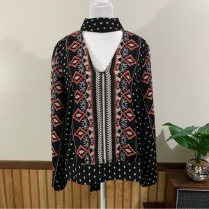 NWOT Venus Choker Tie Back Cutout Long Sleeve Top (Medium)